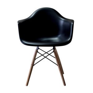 Silla Eames Style Con Brazo Negra