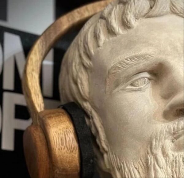 Busto Audífonos Concret